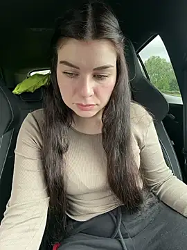 EllyNora online show from 05-07-26, 01:58