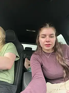EllyNora online show from 07-05-26, 02:46