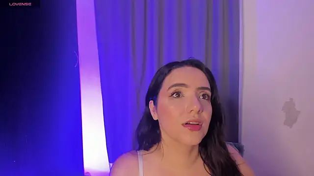 Snapshot of rouse_lili chatting on 04-18-26, 10:39 rouse lili online show from 04-18-26, 10:39