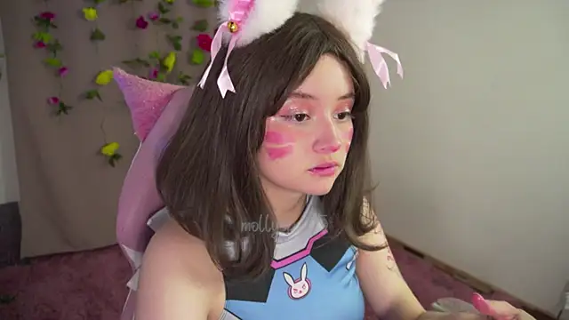 molly russell online show from 09-19-25, 10:25