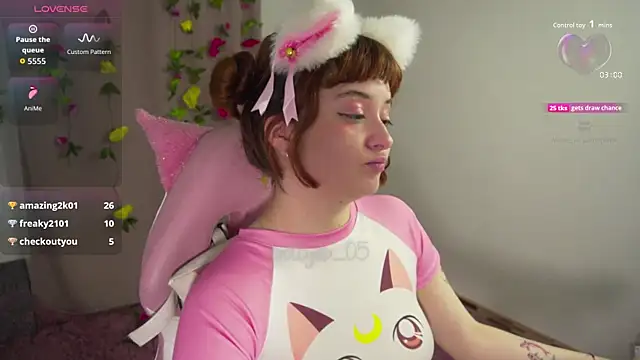 molly russell online show from 10-25-25, 10:54