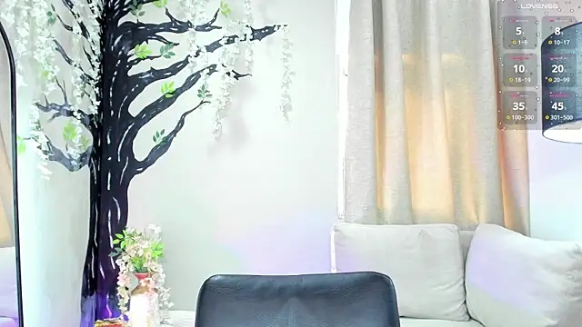 Paula Desousa online show from 11-12-25, 07:40