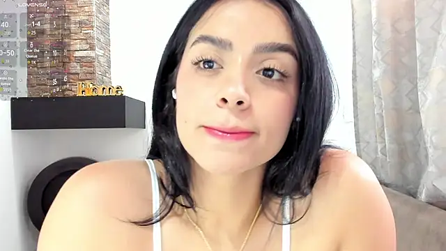 Paula Desousa online show from 09-19-25, 07:40