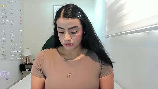 Paula Desousa online show from 05-30-26, 07:30
