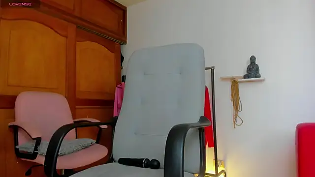 hotcookie28 online show from 03-03-25, 03:22