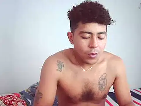 Snapshot of wailer_ chatting on 12-26-24, 03:31 wailer online show from 12-26-24, 03:31