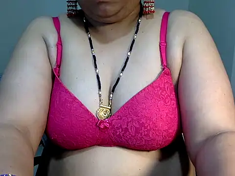 Snapshot of soniasharma0223 chatting on 02-14-25, 12:30 soniasharma0223 online show from 02-14-25, 12:30