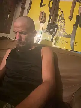 Snapshot of 420rickie420 chatting on 03-18-25, 12:30 420rickie420 online show from 03-18-25, 12:30