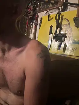 Snapshot of 420rickie420 chatting on 03-15-25, 05:26 420rickie420 online show from 03-15-25, 05:26