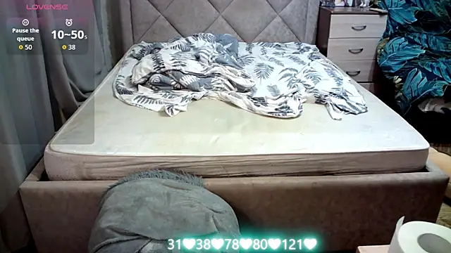 juliettkalen online show from 10-24-25, 05:39