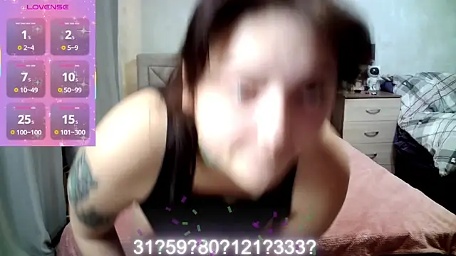 Snapshot of juliettkalen chatting on 02-19-26, 12:35 juliettkalen online show from 02-19-26, 12:35