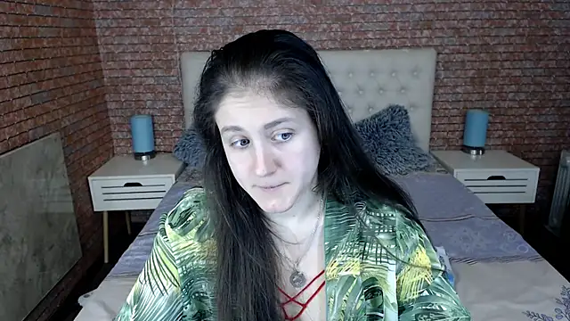 Holliy Cooper online show from 03-14-25, 09:24