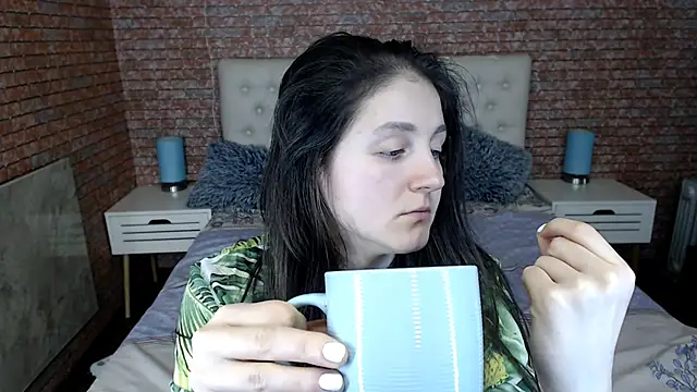 Holliy Cooper online show from 03-14-25, 12:51