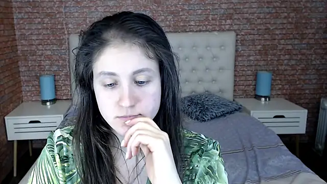 Holliy Cooper online show from 03-14-25, 04:09