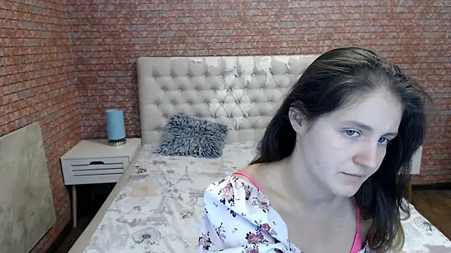 Holliy Cooper online show from 09-09-25, 08:13