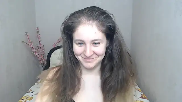 Holliy Cooper online show from 03-18-26, 09:01