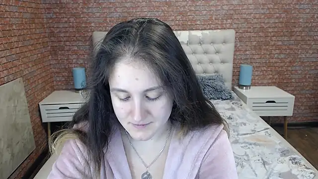 Holliy Cooper online show from 09-24-25, 07:59