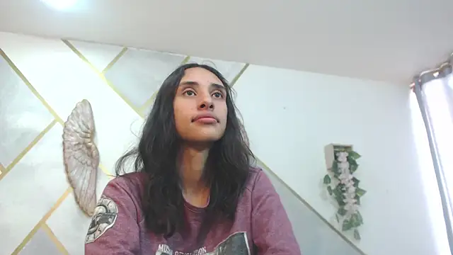 RoxanaCyrano  online show from 02-17-25, 06:28