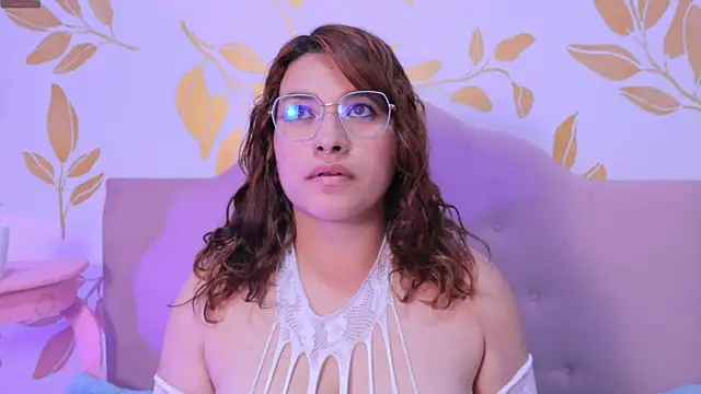 alix bay online show from 09-29-25, 04:08