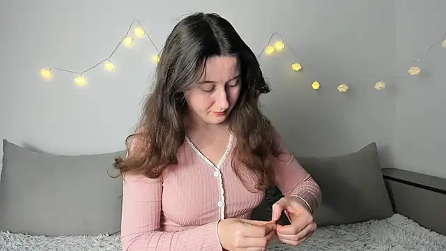  Anna Montana online show from 12-18-25, 07:40