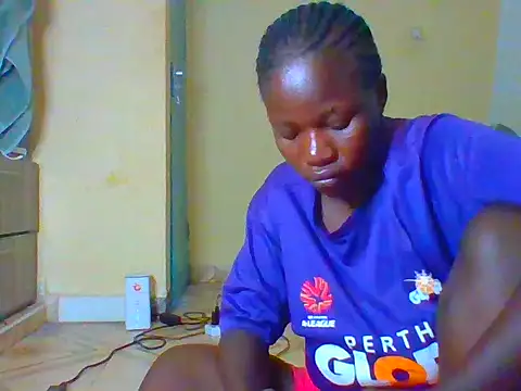 prettychic5 online show from 04-18-26, 05:21