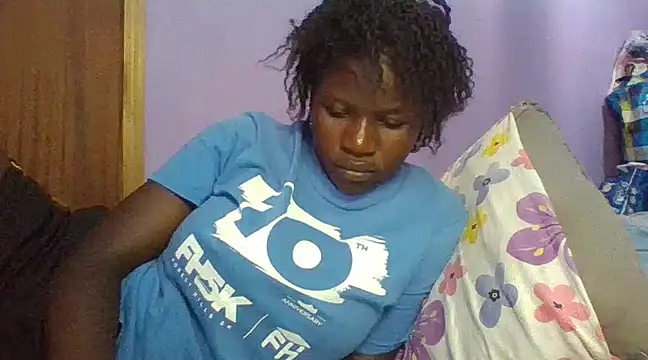 prettychic5 online show from 03-21-25, 02:40