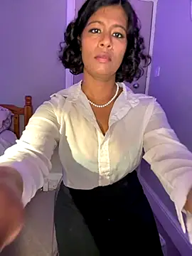 RoseMelanie online show from 10-22-25, 06:46