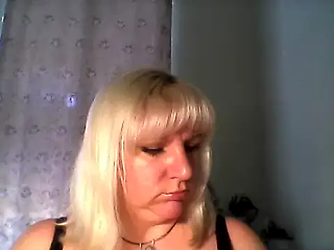 Snapshot of MeilomaWesa chatting on 02-26-25, 08:39 MeilomaWesa online show from 02-26-25, 08:39