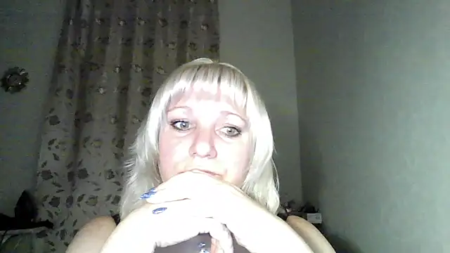 Snapshot of MeilomaWesa chatting on 10-24-25, 09:36 MeilomaWesa online show from 10-24-25, 09:36