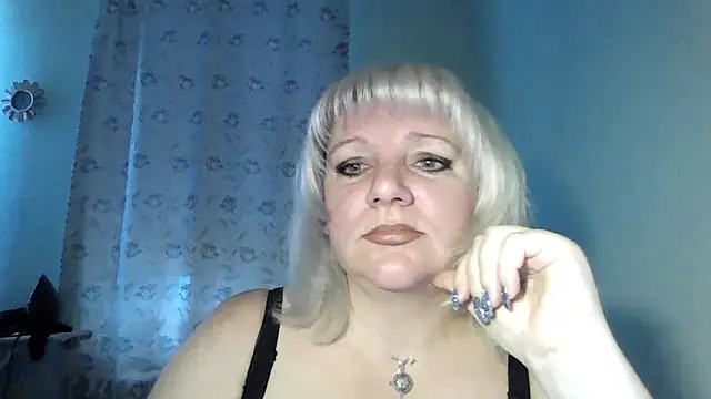 Snapshot of MeilomaWesa chatting on 10-19-25, 07:00 MeilomaWesa online show from 10-19-25, 07:00