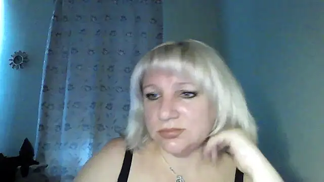Snapshot of MeilomaWesa chatting on 10-21-25, 07:52 MeilomaWesa online show from 10-21-25, 07:52