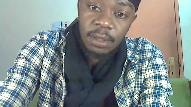 Snapshot of BIGDICKMULLAH chatting on 10-12-25, 02:13 BIGDICKMULLAH online show from 10-12-25, 02:13