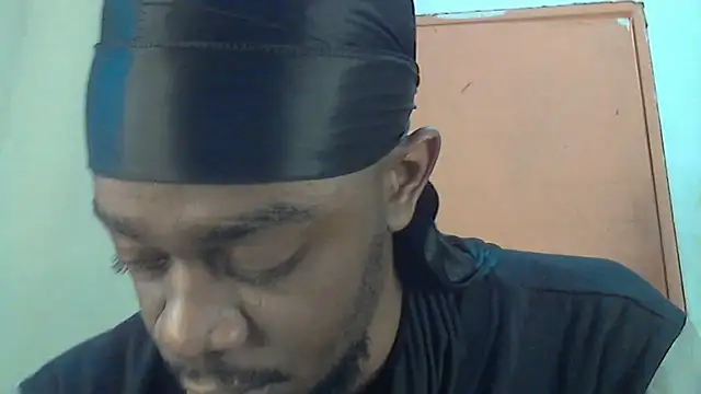 Snapshot of BIGDICKMULLAH chatting on 10-05-25, 10:50 BIGDICKMULLAH online show from 10-05-25, 10:50