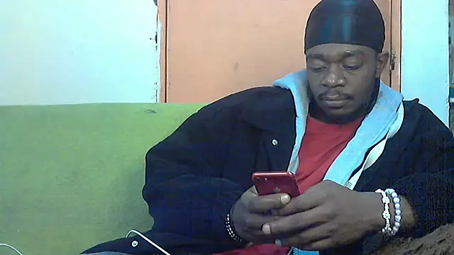 Snapshot of BIGDICKMULLAH chatting on 10-19-25, 12:08 BIGDICKMULLAH online show from 10-19-25, 12:08