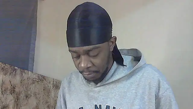Snapshot of BIGDICKMULLAH chatting on 09-12-25, 02:01 BIGDICKMULLAH online show from 09-12-25, 02:01
