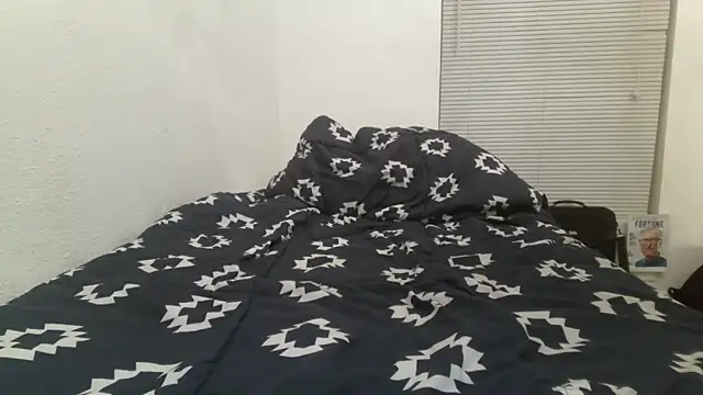 Snapshot of Peachestabby147 chatting on 10-22-25, 06:02 Peachestabby147 online show from 10-22-25, 06:02