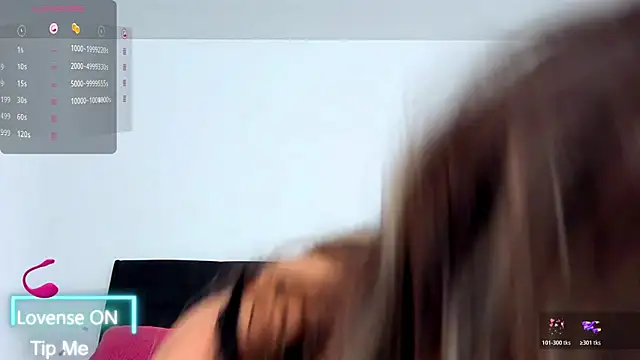 Snapshot of SelenaWest chatting on 11-26-25, 11:32 SelenaWest online show from 11-26-25, 11:32