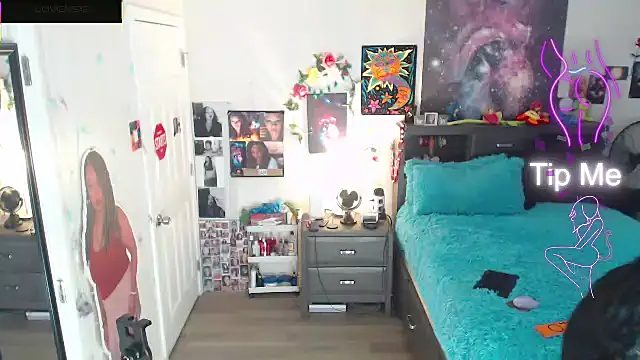 temptressbeauty24 online show from 10-23-25, 01:59