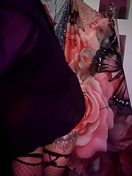 Zeina2024 online show from 12-21-25, 09:26