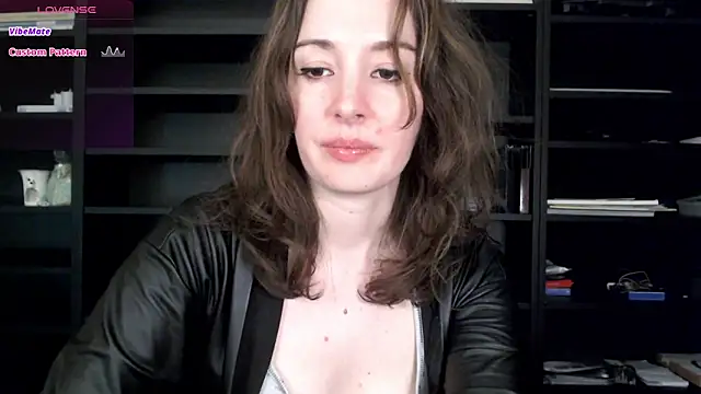Snapshot of sophia_leurre chatting on 03-09-25, 07:26 sophia leurre online show from 03-09-25, 07:26