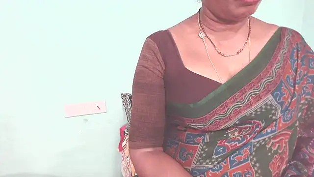 shrutitelugu69 online show from 04-21-26, 05:08