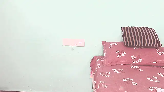Snapshot of shrutitelugu69 chatting on 07-08-26, 04:29 shrutitelugu69 online show from 07-08-26, 04:29