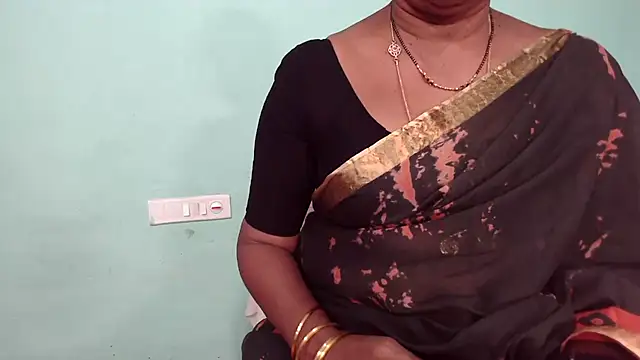 Snapshot of shrutitelugu69 chatting on 04-02-26, 12:34 shrutitelugu69 online show from 04-02-26, 12:34