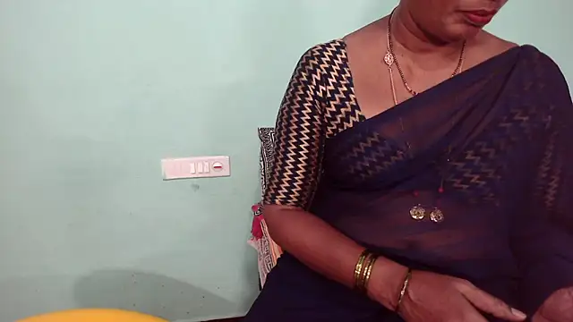 shrutitelugu69 online show from 04-30-26, 04:58