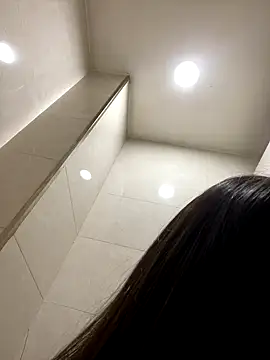 Snapshot of Asia-Lynn chatting on 10-11-25, 11:11 Asia-Lynn online show from 10-11-25, 11:11