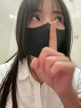 Asia-Lynn online show from 04-23-26, 10:55