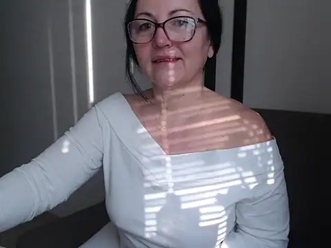 Alma44 online show from 02-13-26, 06:24