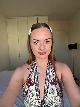 ElenaRebelle online show from 05-31-26, 06:08