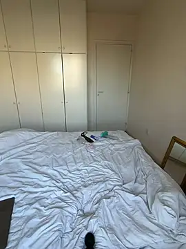 ElenaRebelle online show from 05-16-26, 04:55