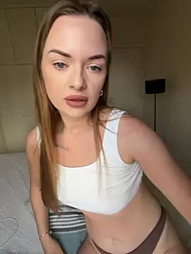 ElenaRebelle online show from 05-04-26, 05:11